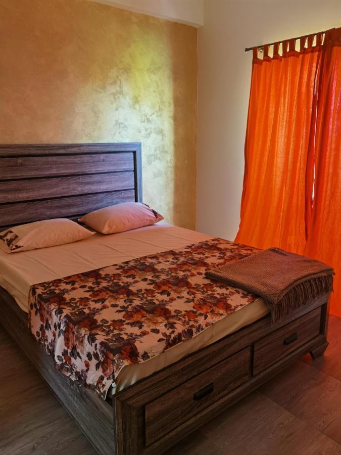 Milan Rooms Constanta Exterior photo