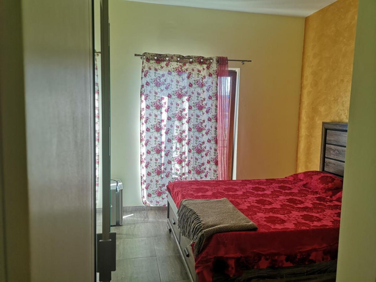 Milan Rooms Constanta Exterior photo